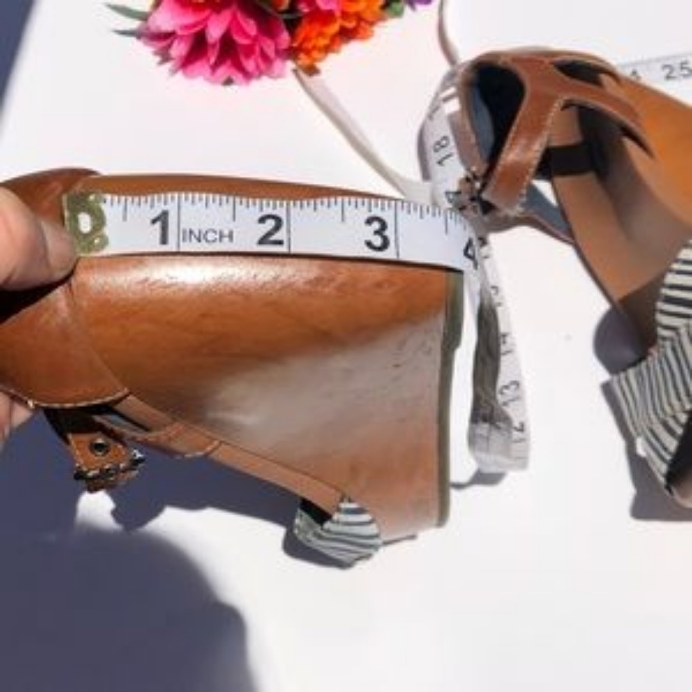 Dr. Scholl's Melody Wedge Sandals - Picture 5 of 5